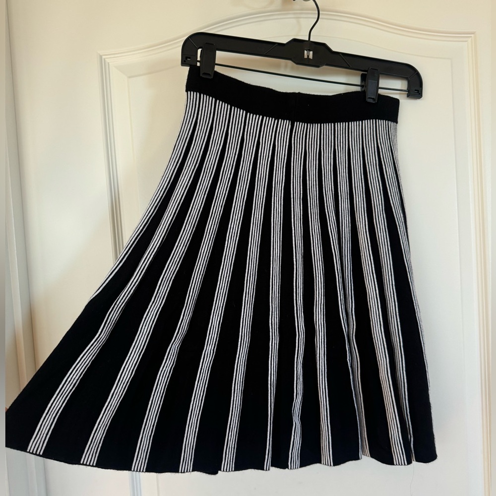 Saks Fifth Avenue Women Short Skirt